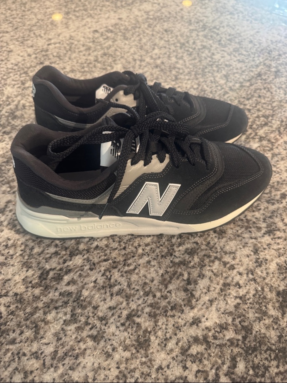 New Balance Men’s Black & Silver Athletic Sneakers